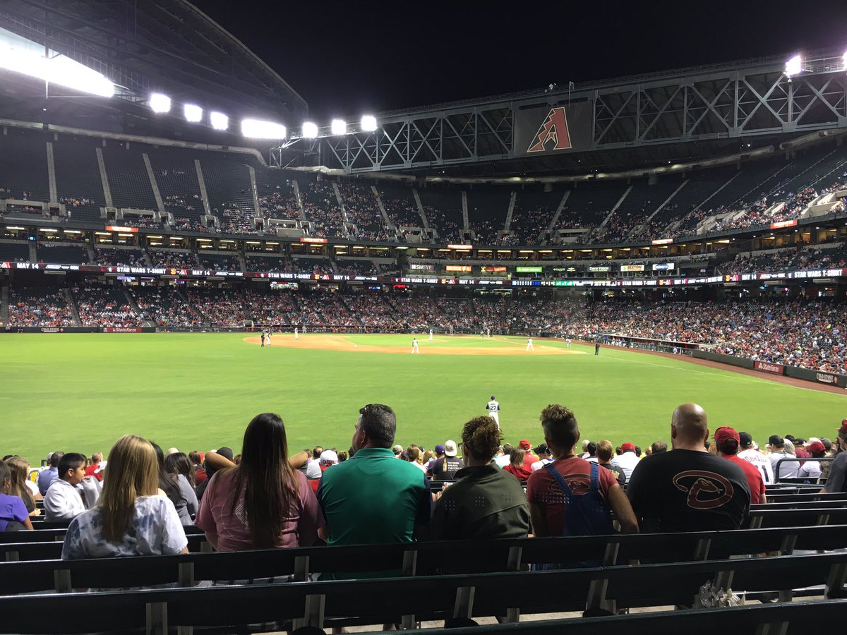 HamiltonBatCo's tweet photo. Enjoying tonight's @Dbacks v @Cardinals game https://t.co/BBmremUChx