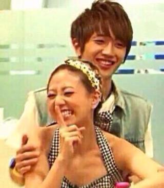 AAALOVENisschia's tweet photo. にしちあ～❤

#変顔
#ラブラブ
#にしちあ好きな人RT
#AAA好きな人RT
#RTしたaヲタさん全員フォローする https://t.co/vdU9vm58Lz