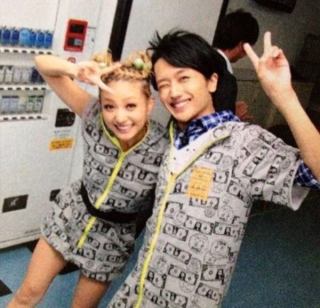 AAALOVENisschia's tweet photo. にしちあ～❤

#変顔
#ラブラブ
#にしちあ好きな人RT
#AAA好きな人RT
#RTしたaヲタさん全員フォローする https://t.co/vdU9vm58Lz