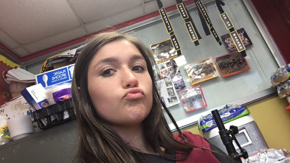 hanmichelle6's tweet photo. #Lex4Prez💯 #Han4VP😌
junior class of 2018 @NeilLexi
senior class of 2017 @hanmichelle6 https://t.co/xhLYEOCirQ
