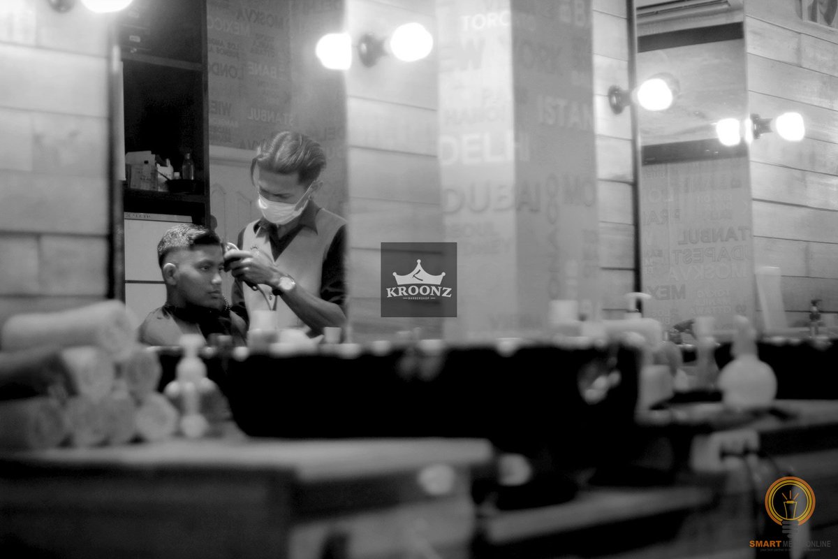 dibukittinggi's tweet photo. jum'at-an, rambut belum rapih? mampir aja bro ke @kroonzbarbersho :D 

cc @diPayakumbuh @bukittinggiku @InfoPadang_ https://t.co/chVkAXGd4P