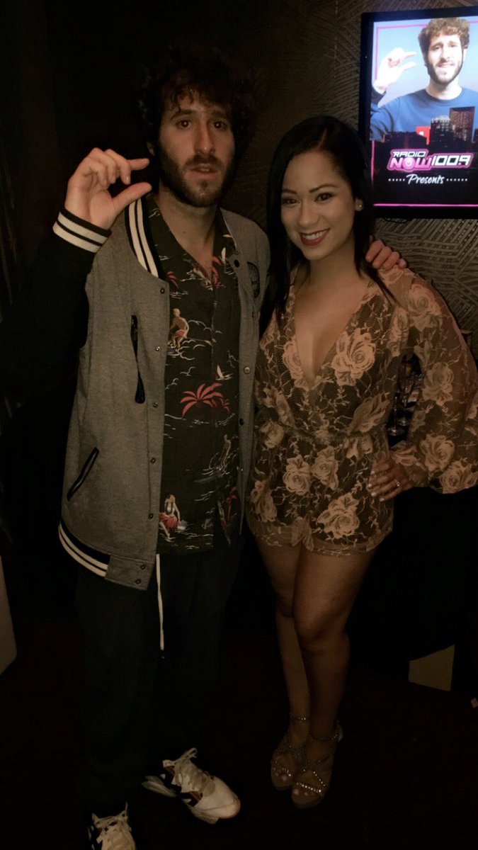 Mrs__SLS's tweet photo. .@lildickytweets is awesome & @Revel317 is crazy right now π #DickyBash https://t.co/BPxjdWqCBC