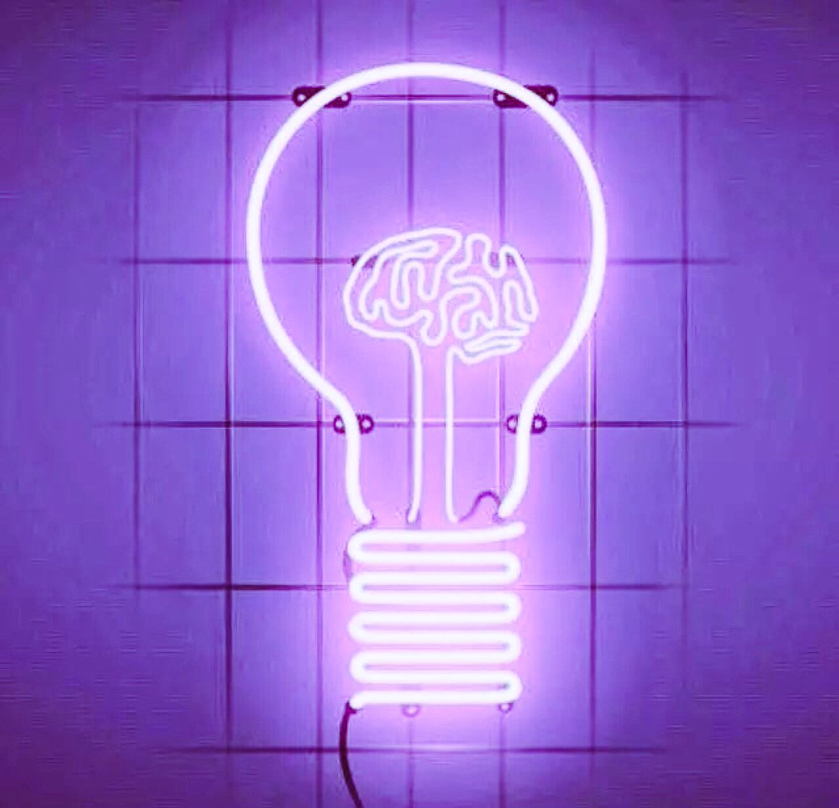 deep_aesthetics's tweet photo. 12:00 am. https://t.co/vjUfWatiFU