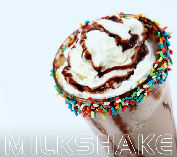 Shawermania's tweet photo. For all you #sweet #enthusiasts out there, we have just the thing for you. #milkshake #shawermania  #delicious https://t.co/eRqzfpRdBQ