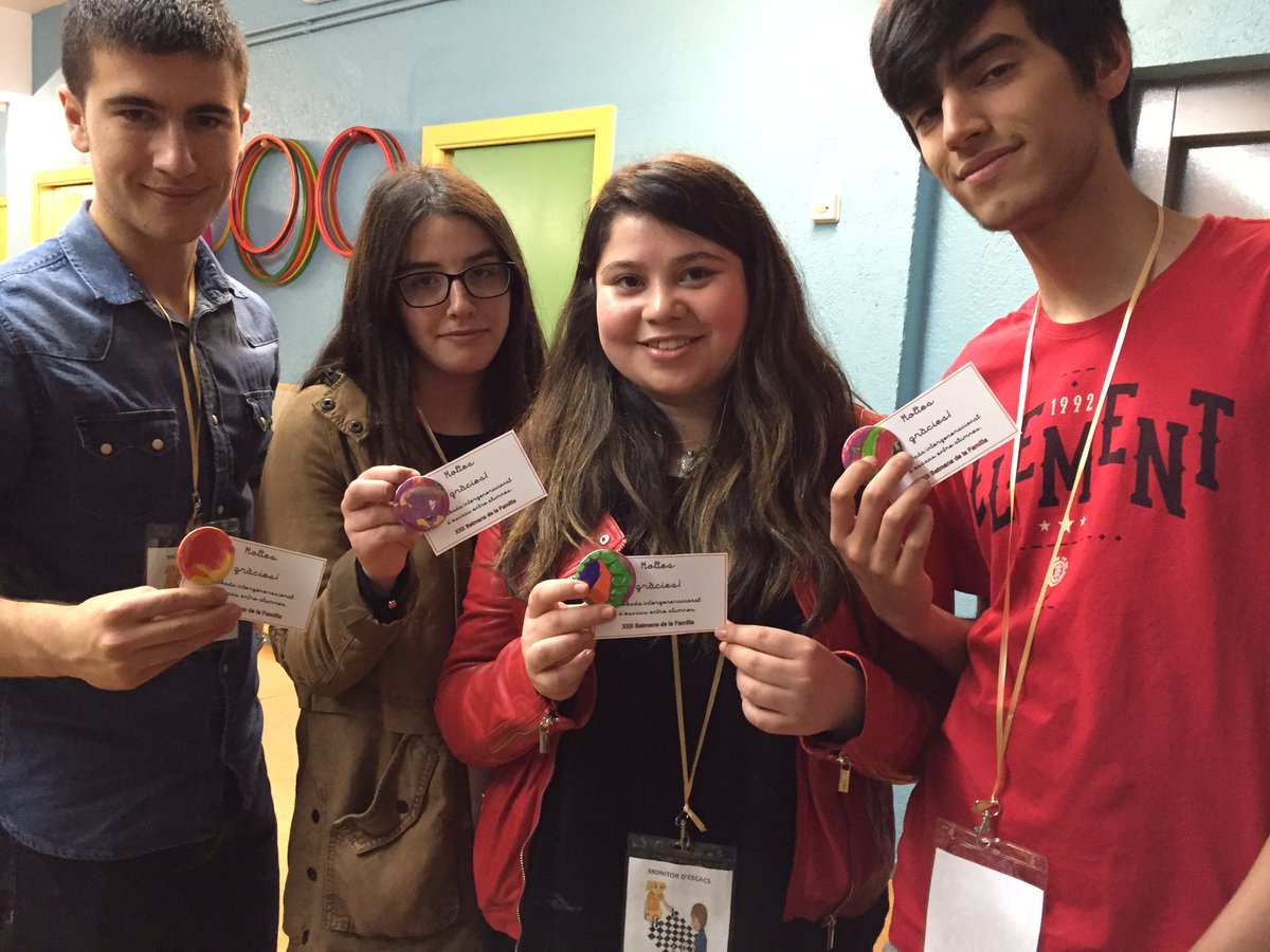 natzaretesplu's tweet image. Què xulis! #chessinaction