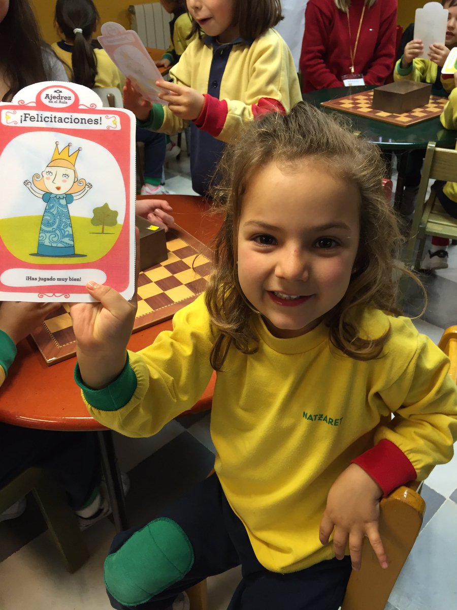 natzaretesplu's tweet image. I rebem un diploma com a record d&apos;aquesta trobada! #chessinaction