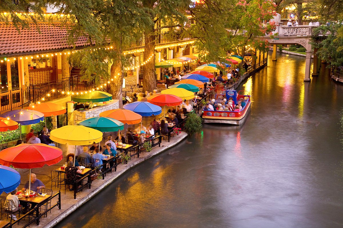 Planning to visit San Antonio?! Check this guide: goo.gl/FUYVqJ?MGg3X