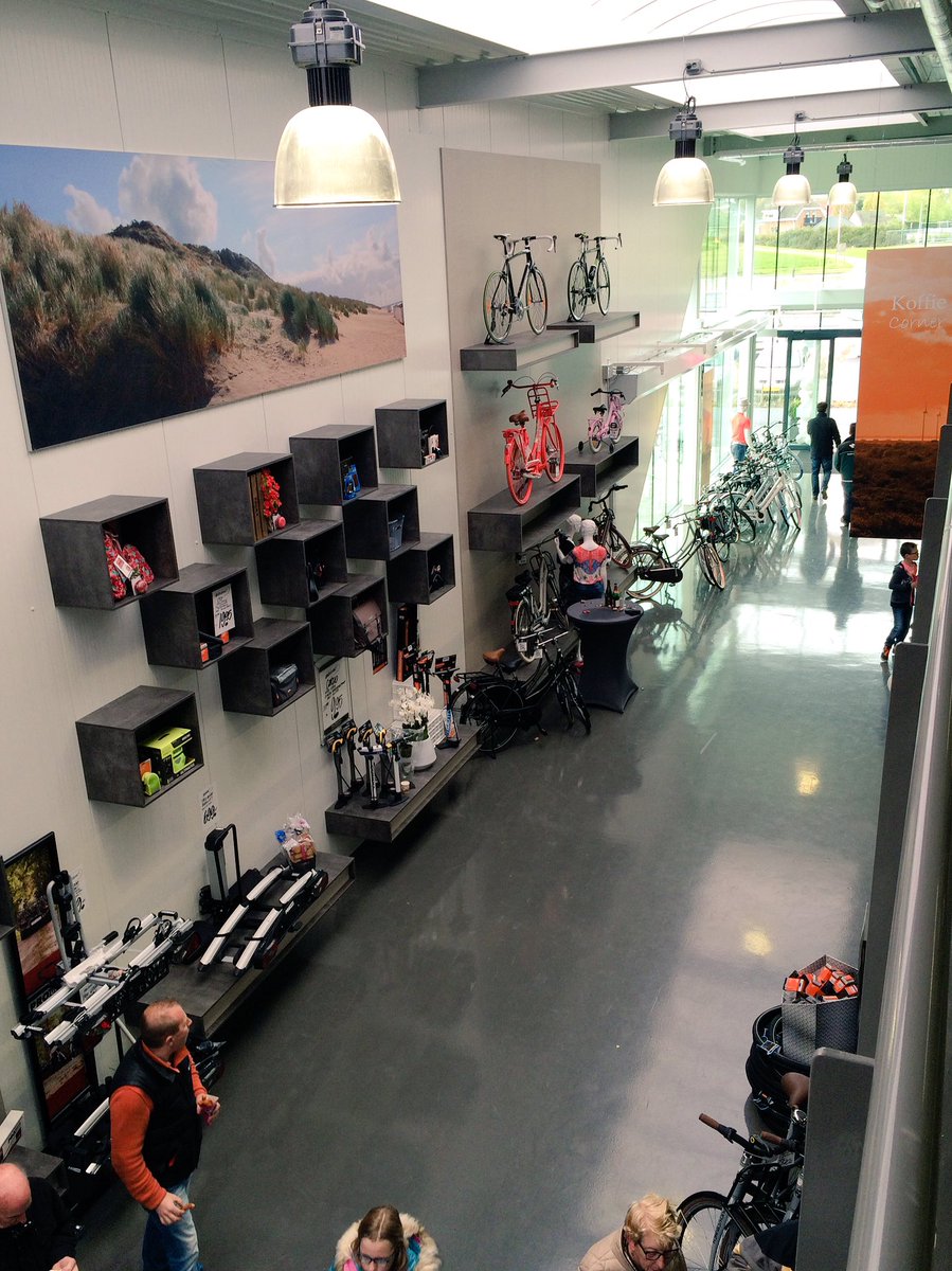 Officiële opening Knop Tweewielers te Kruiningen!