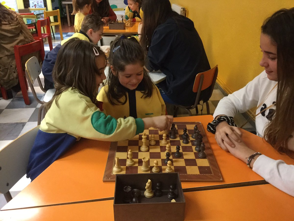 natzaretesplu's tweet image. Concentrats #chessinaction