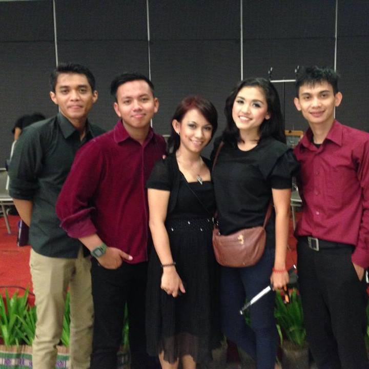 IrsyalwaysID's tweet photo. Malam ini Konser Final TOP 3 #DAcademy3 @da3_Irsya #IRSYAJuara https://t.co/WnuTN6Rkt8