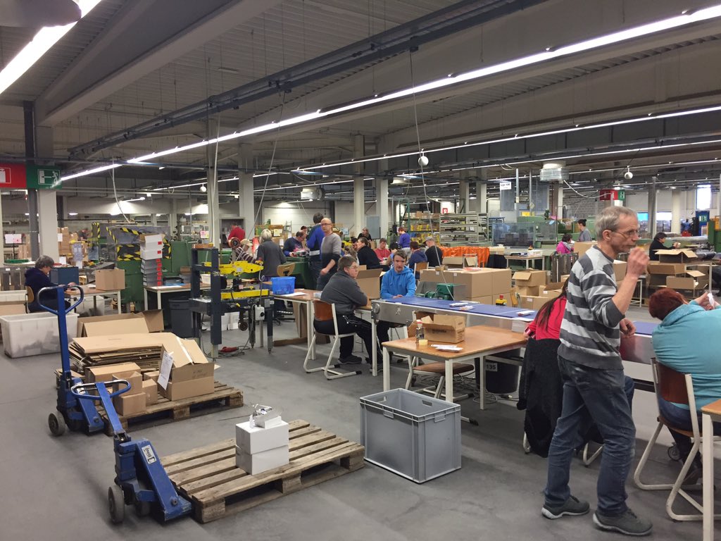 #NVA collega's Vl-Br op bezoek bij maatwerkbedrijf Entiris in Aarschot: knap werk voor en van doelgroep voor klant!