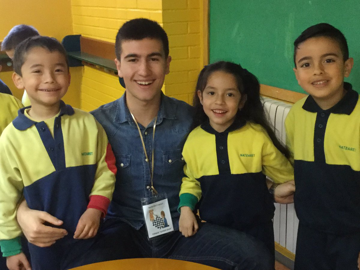 natzaretesplu's tweet image. Ens acomiadem #chessinaction