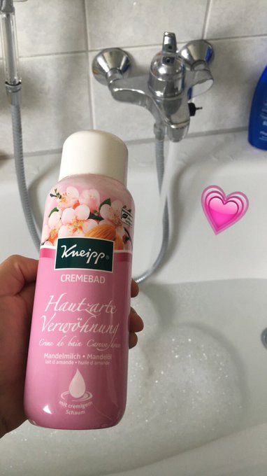 Jetzt wird gebadet 😍😍😍   #Lollipopo69 #WellnessTime #FollowFriday #entspannungPur https://t.co/uUFPw<a href="/tag/lollipopo69"class="tags">#Lollipopo69</a><a href="/tag/wellnesstime"class="tags">#WellnessTime</a><a href="/tag/followfriday"class="tags"><span>#followfriday</span></a><a href="/tag/entspannungpur"class="tags"><span>#entspannungpur</span></a>
