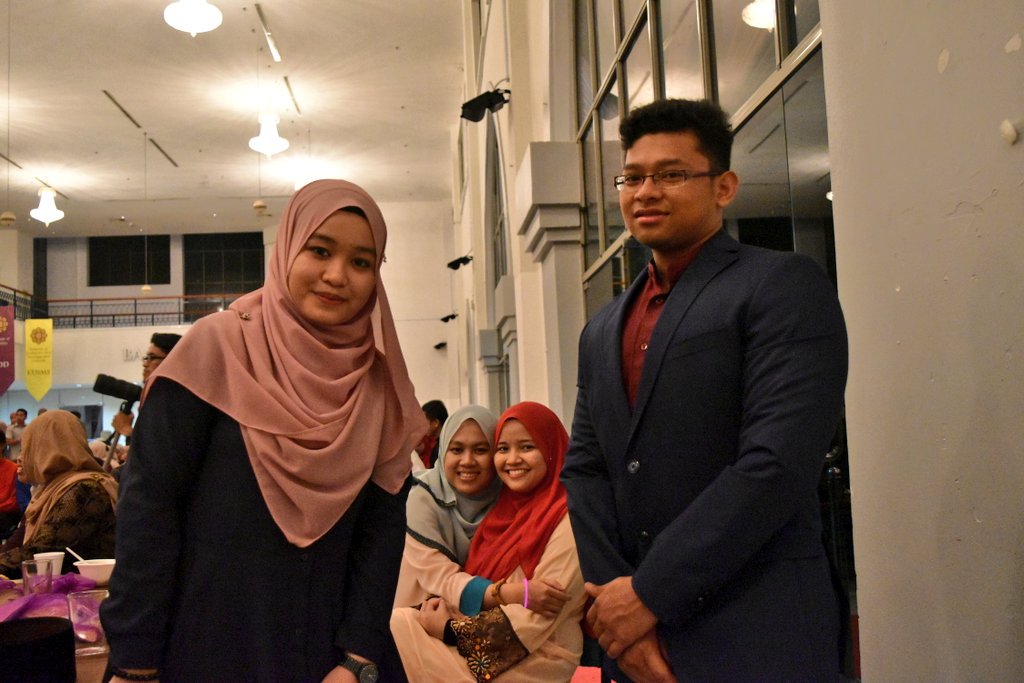 hidayatulkhoir's tweet photo. π #stuffwedding #agdstuff2k16 https://t.co/AKbFNgv5H2