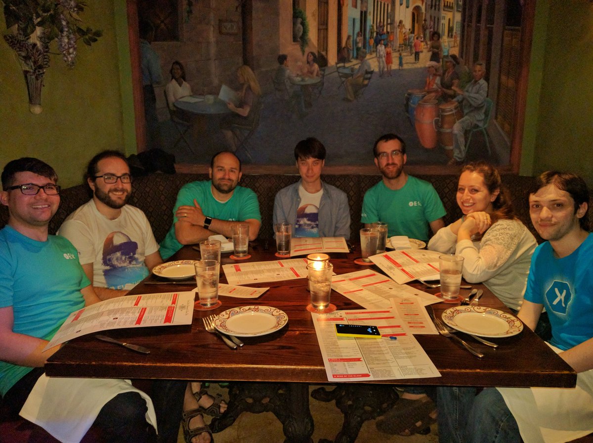 jeremie_laval's tweet photo. Some of the lovely folks who brought you XF Previewer, iOS sim on Windows and Android custom controls #XamarinEvolve https://t.co/mOgeHnzdVF
