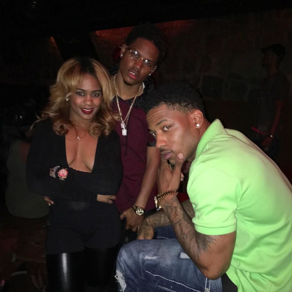 meekie75's tweet photo. Da New Wave Look Like They Up To Sum @porchiamarie @malachiae #chiae #huwimctour #motown #… https://t.co/2j4D8aCCsT https://t.co/isG5pOLvV2