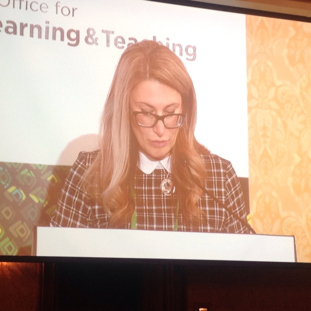 KiftSally's tweet photo. Thanks @angelacarbone41 for ur passion & dedication to Australian HE. Stellar. Respect. #OLTphoenix #oltconf2016 https://t.co/hXSSBACgls