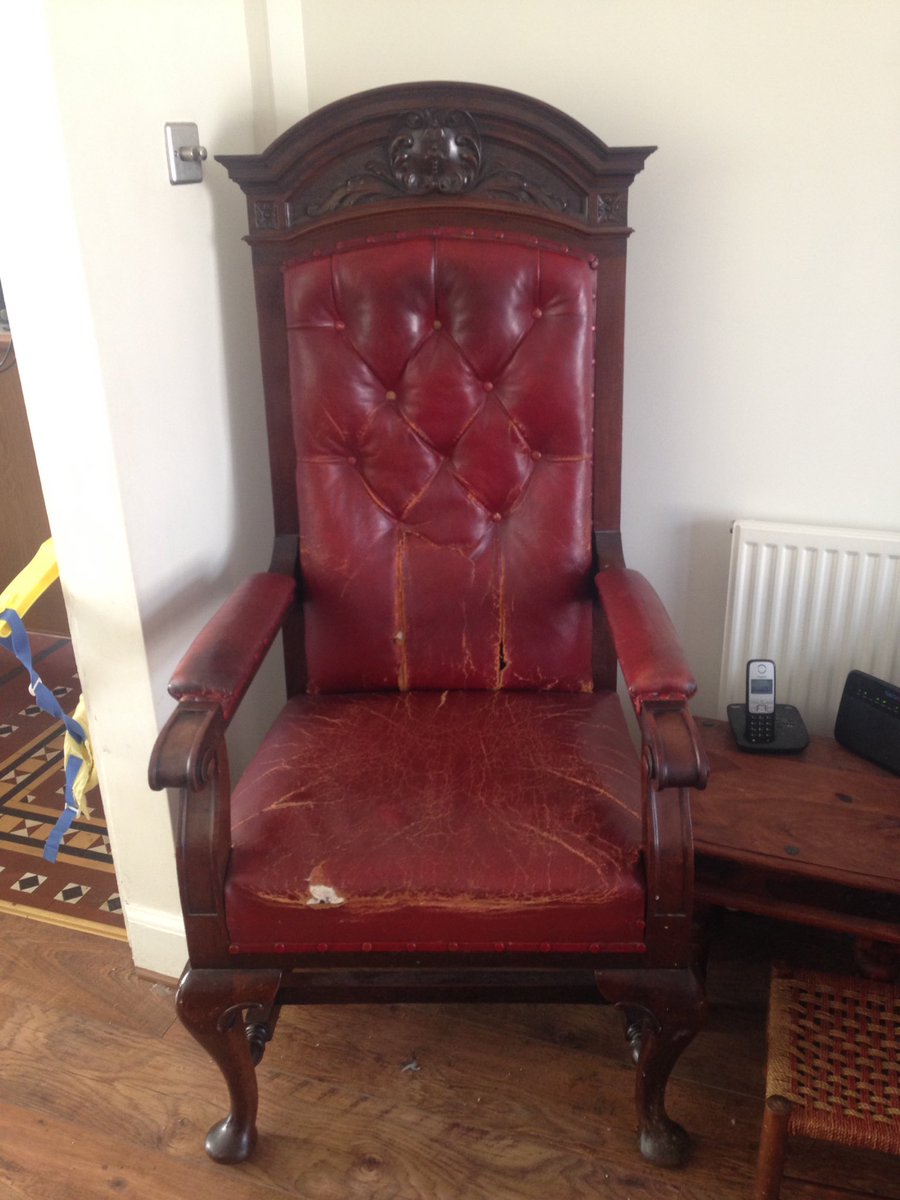 DamienK73's tweet image. What do you think @DrewPritchard know any good upholsterers? #askDrew #hiddenvalue