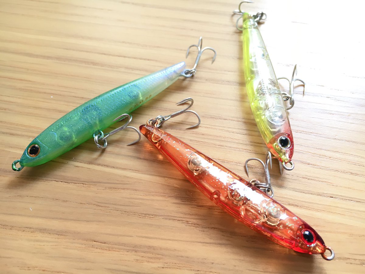 あかねん めばる姫ch 届いた この前あかねが爆釣したメバル用シンペンspm55の 超色シリーズ キラキラ宝石みたい シュガーミノースリム95f このサイズだとメバルは口を大きく開けて喰ってくる T Co Gobuelxm7c