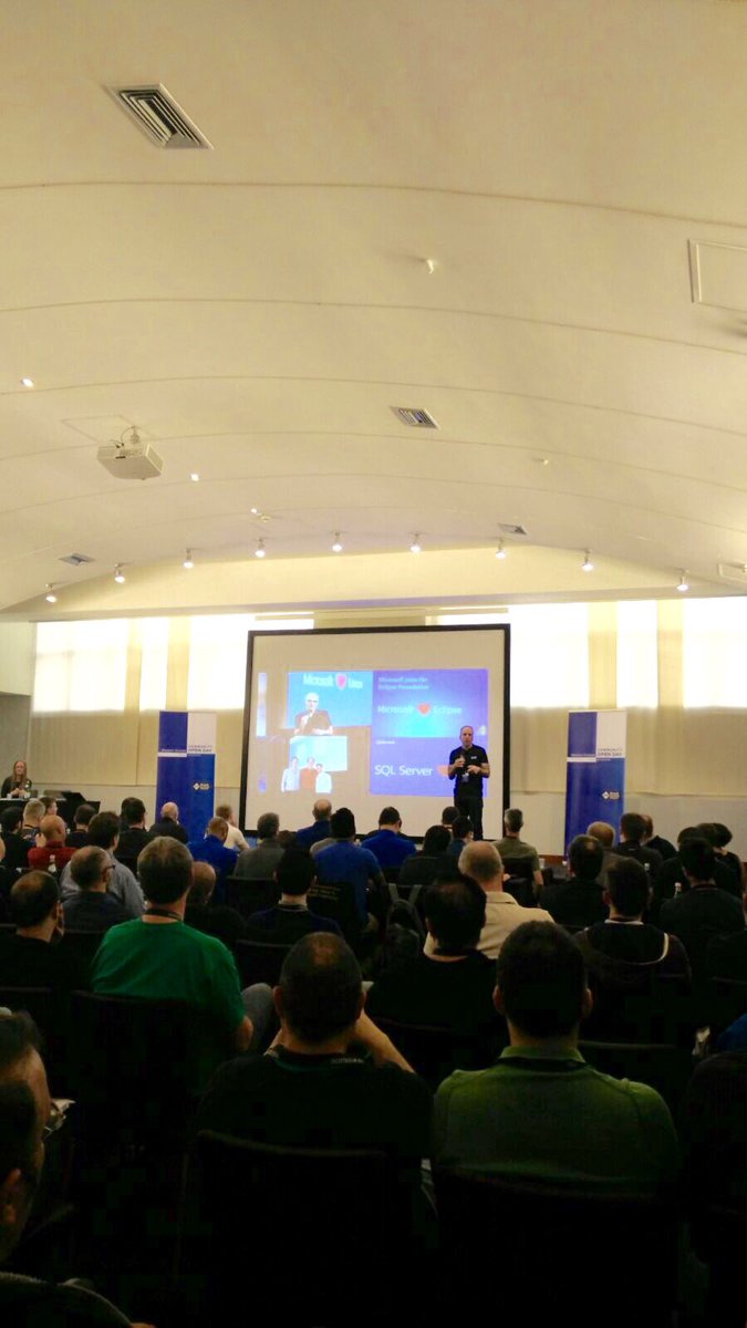 pasiona's tweet image. Mientras, en Roma... #COD16 ;) 👋🏻👋🏻