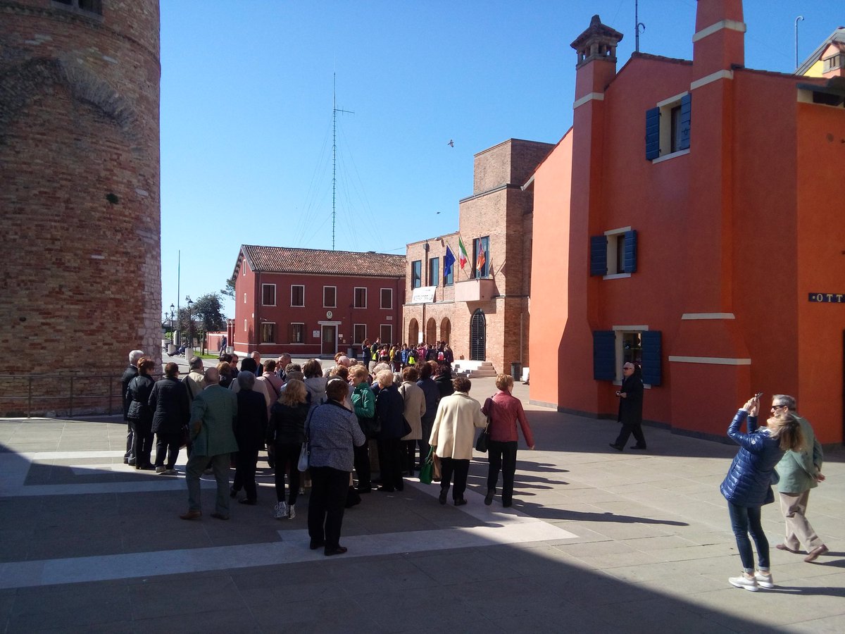 caorletourism's tweet photo. LIVE da #Caorle visite guidate per scoprire il Borgo di Mare del #Veneto @TurismoVeneto @CaorleEventi https://t.co/GaxaUDlvlt