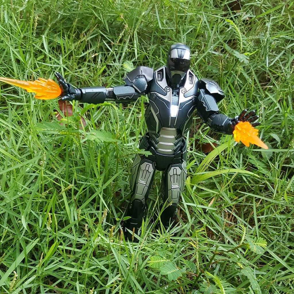BestAvengers's tweet photo. kiraguyver84: #ironman #shotgunmark40 #mark40 #comicave #nature https://t.co/xf2sX1lEsA