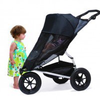 OutlookAust's tweet image. The @OutlookAust objective is to protect baby from the sun’s glare &amp;amp; UV rays #pramliners ow.ly/4ndFi4