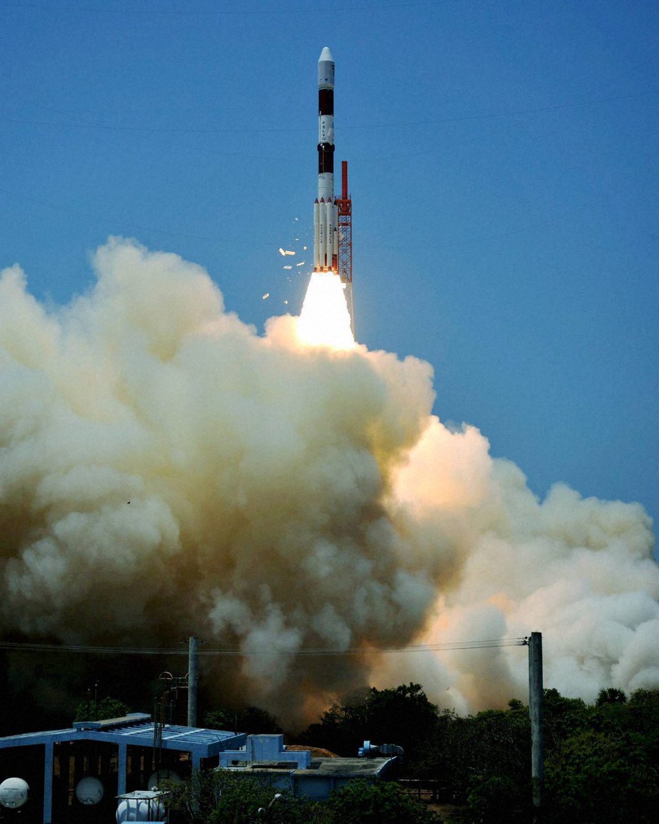 shikha212601's tweet photo. चीन से आगे, अमेरिका के बराबर है भारत का 'नाविक' --&amp;gt; https://t.co/rp7uRMaqYF #ISRO #PSLVC33 #PSLV https://t.co/ivChqZqyyo