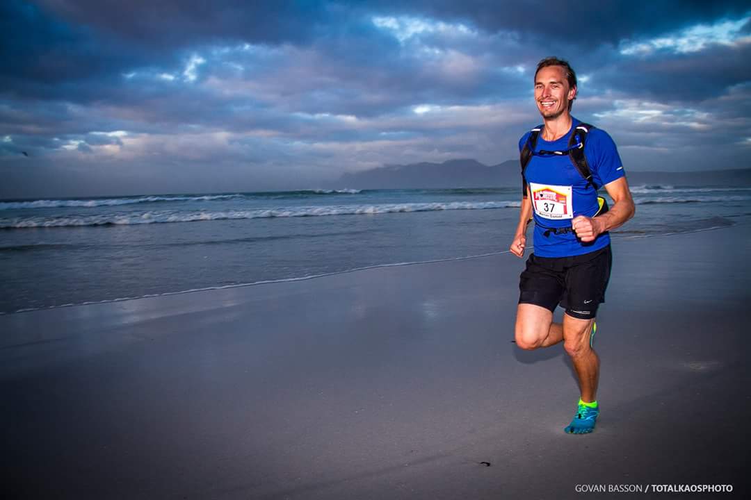 FiveFingersSA's tweet photo. Awesome pic of @oWernerDanielo in his VFF Bikila EVO's,showing us how best to enjoy these public holidays!! https://t.co/Ao8q4OpLQI