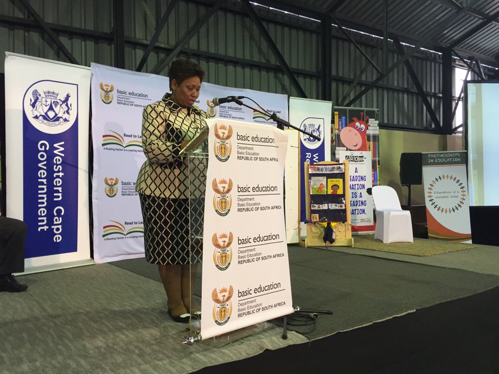 Minister Motshekga addressing the launch of #LiteracyCampaign #GrowLearning #ReadtoLead @DBE_SA @PaulaWilsonPWMC