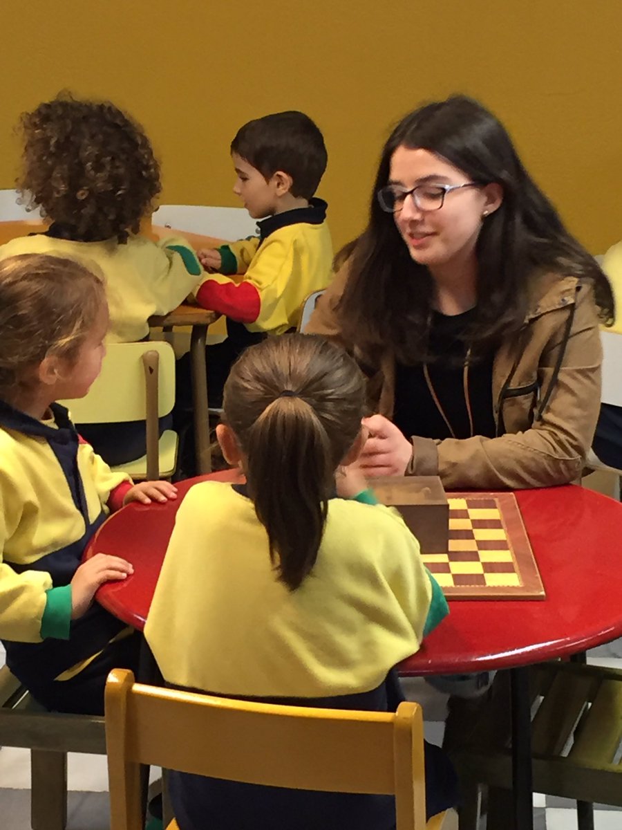 natzaretesplu's tweet image. Aquesta és una setmana de la Família molt en família #chessinaction
