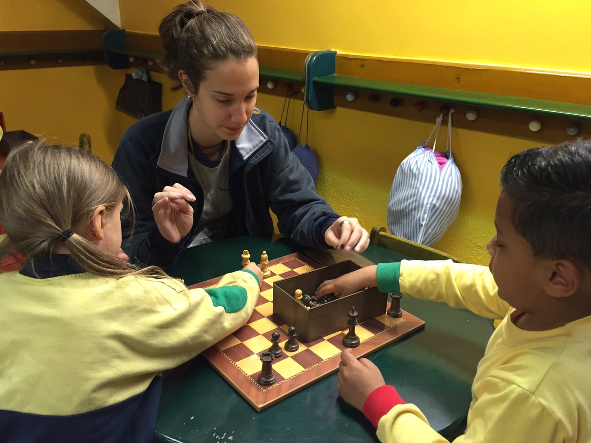 natzaretesplu's tweet image. Aquesta és una setmana de la Família molt en família #chessinaction