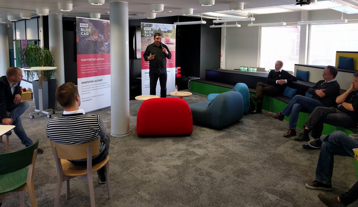 ykarikos's tweet photo. Pekka Möttö from @onnibus talking about #disruption in @futurice #FutuCafe https://t.co/dLAJD9O6Jm