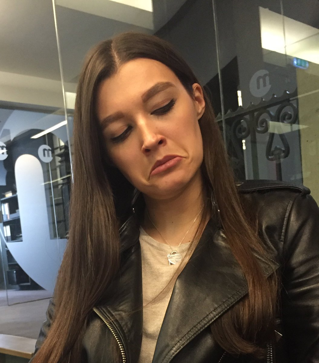 Pushkarevaa_'s tweet photo. Урок SSF:
-my face have never been so ugly 
-нууууууууу, не знаю..не знаю https://t.co/kLIHsaF1fl