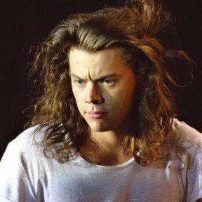 Loveable_Dead's tweet photo. ПРОСТО ЭМОЦИИ, КОГДА СЛЫШИШЬ НОВОСТЬ О  СТРИЖКЕ ГАРРИ #HomeDay #HarryInDunkirk https://t.co/Ira0PVVcCp