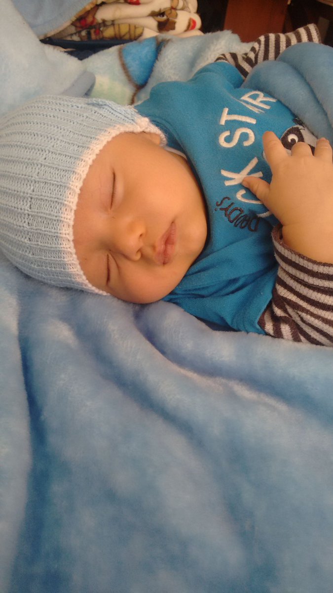 LADYARIASGARCIA's tweet photo. #HardCancionesInfantiles @soydavidrc https://t.co/5bFuHcvkeF