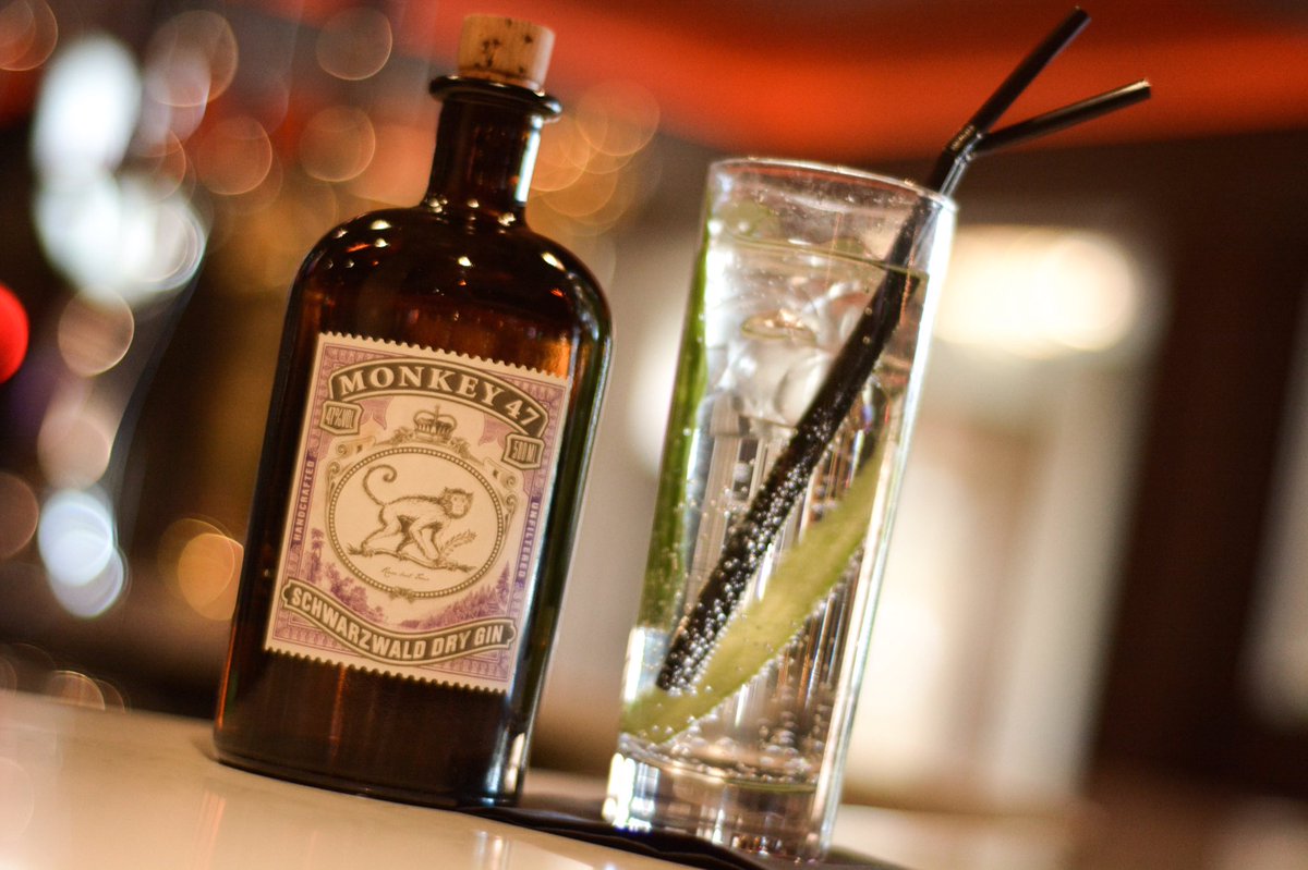 TheDevenish's tweet image. Relax after work today, it's Gin &amp;amp; Tonic time at the Devenish. #MayDayWeekend #Gin #Tonic