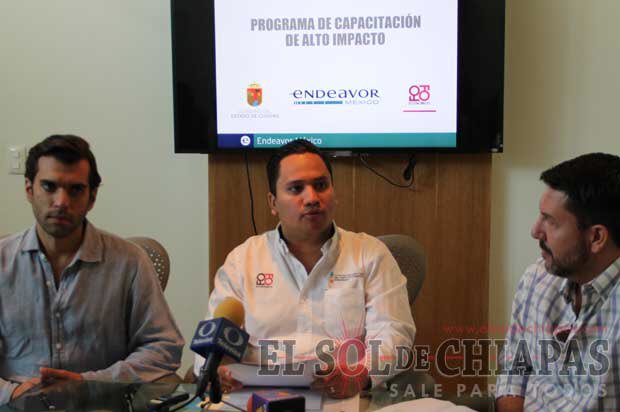 elsoldechiapas's tweet photo. PRESENTAN programa de impacto empresarial https://t.co/iQtXezk0sZ https://t.co/x8IbgJgQHl