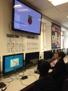 glc_ict_faculty's tweet image. Computing club! @Raspberry_Pi @TandLGateway @LEGOMindstormsN #computingfun