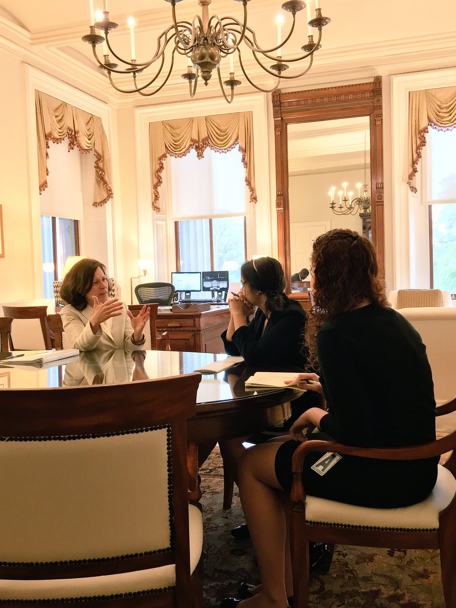 USTreasury's tweet photo. Deputy Secretary Raskin answers questions about student loans from college reporters in town for #CollegeReporterDay https://t.co/YSjDoOAjoI