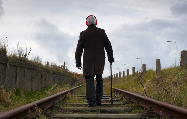 Onze #podcasttip van deze week is een audiotour. 320 km, 60 luisterverhalen: westerborkluisterpad.nl