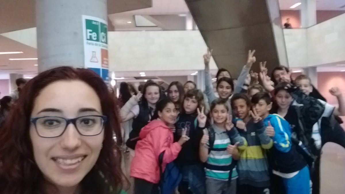 almuvallaa's tweet photo. @fecitelx #UMH #JPA #Feciltelx2016  alumnos de 5o del colegio Ausias March de Elx https://t.co/AdzuwKyufX