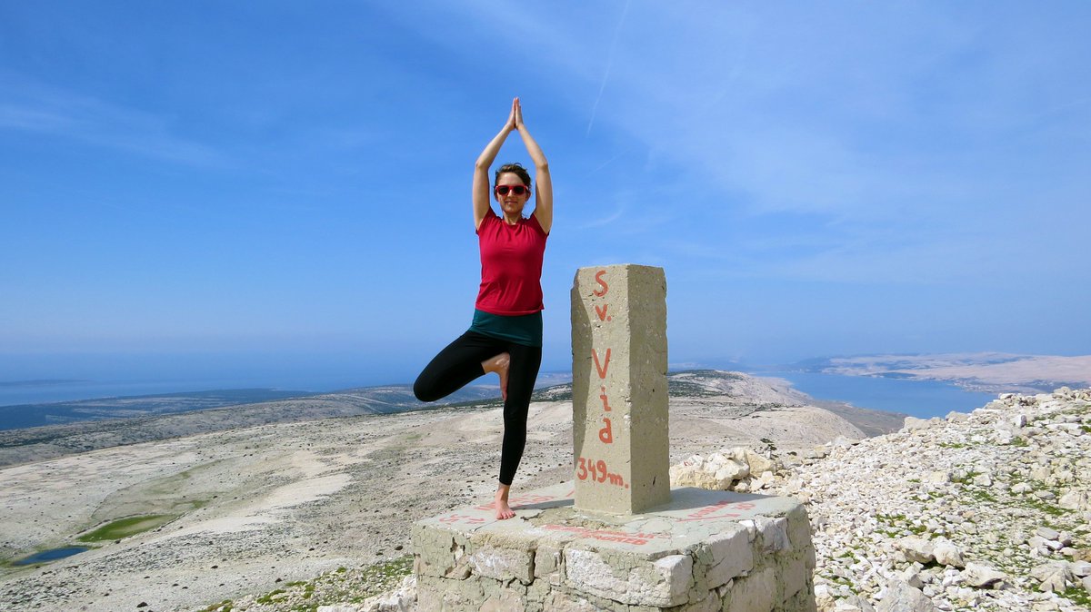 traveler_yogi's tweet image. Green Yogi on the highest peak of Pag Island in #Croatia
bit.ly/1ZTwVlQ
#greenyogitraveler