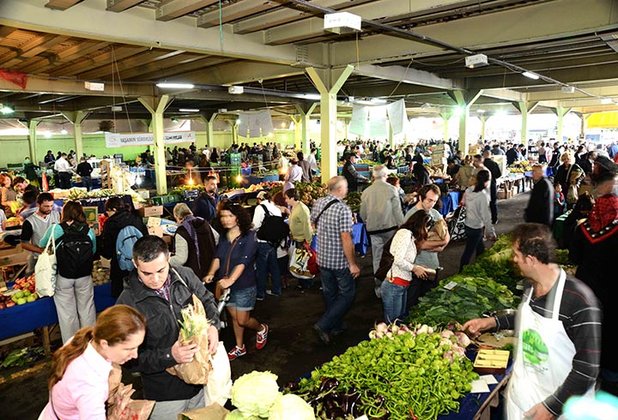 Şişli'deki Ekolojik Pazar 10 yaşında bit.ly/1Sy5COa