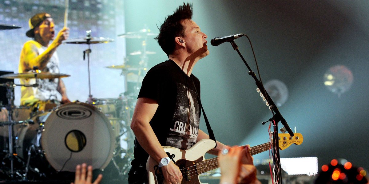 HuffPost's tweet photo. PSA for anyone who's ever attended Warped Tour: Blink-182 is back with a new song 🙌🏼🎶https://t.co/uLK32JHGqN https://t.co/I7rPPz38RA