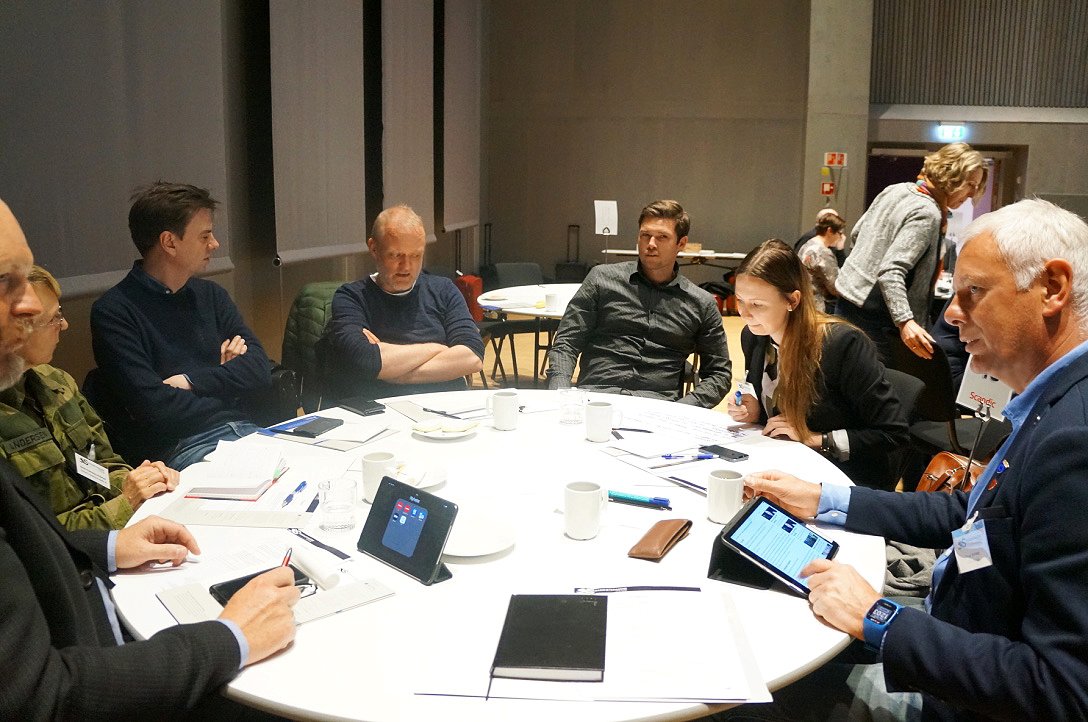 Deltakerne (bl.a <a href="/eirikalbrex1/">Eirik Albrechtsen</a>) funderer på hvordan det egentlig står til med beredskapen i Midt Norge.