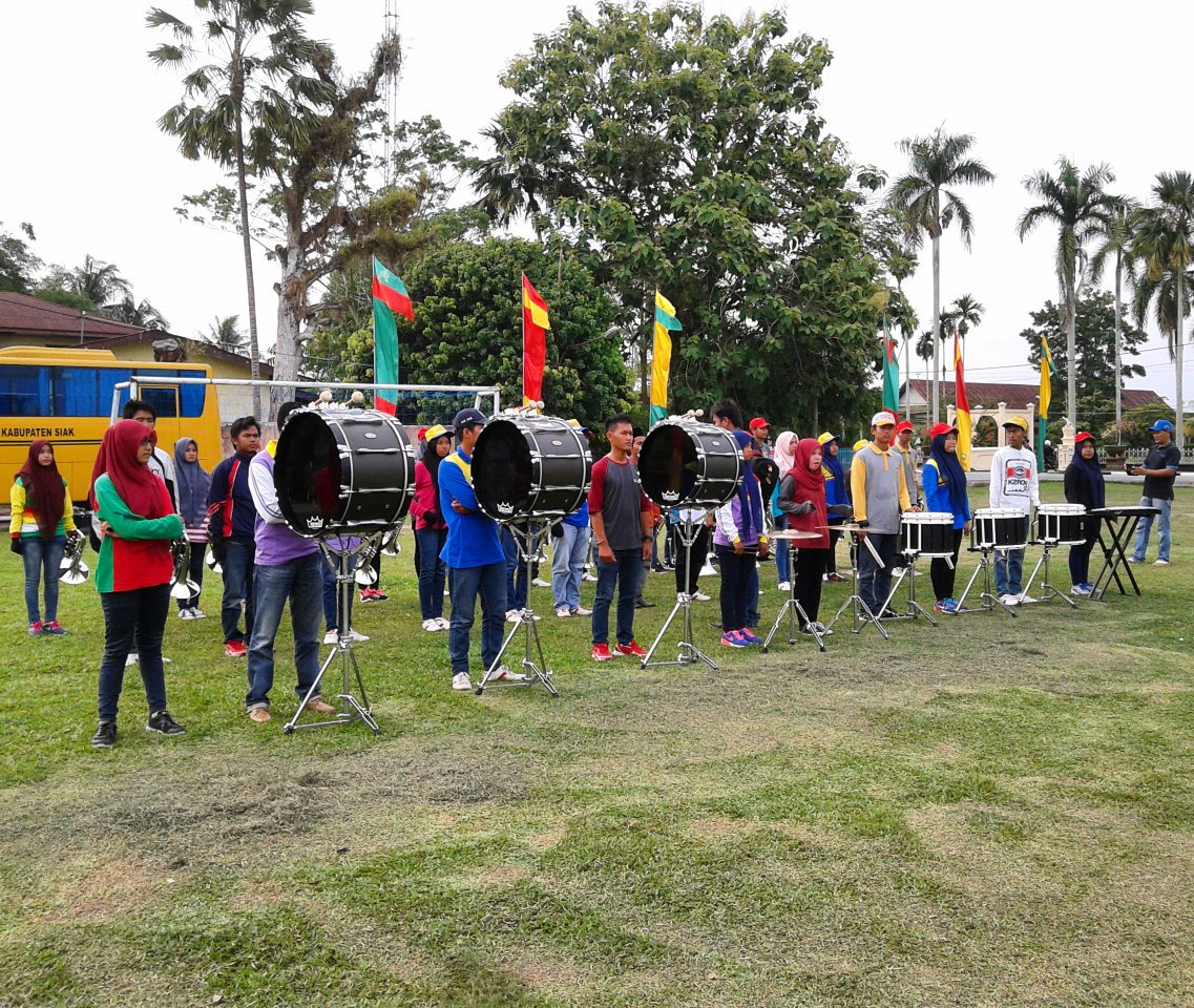 MARCHING_SIAK's tweet photo. MB.SIAK 2016 || Team Korsik || Glady Hut. Hari Pendidikan Nasional 2016 #MbSiak https://t.co/tvpftK8sXf