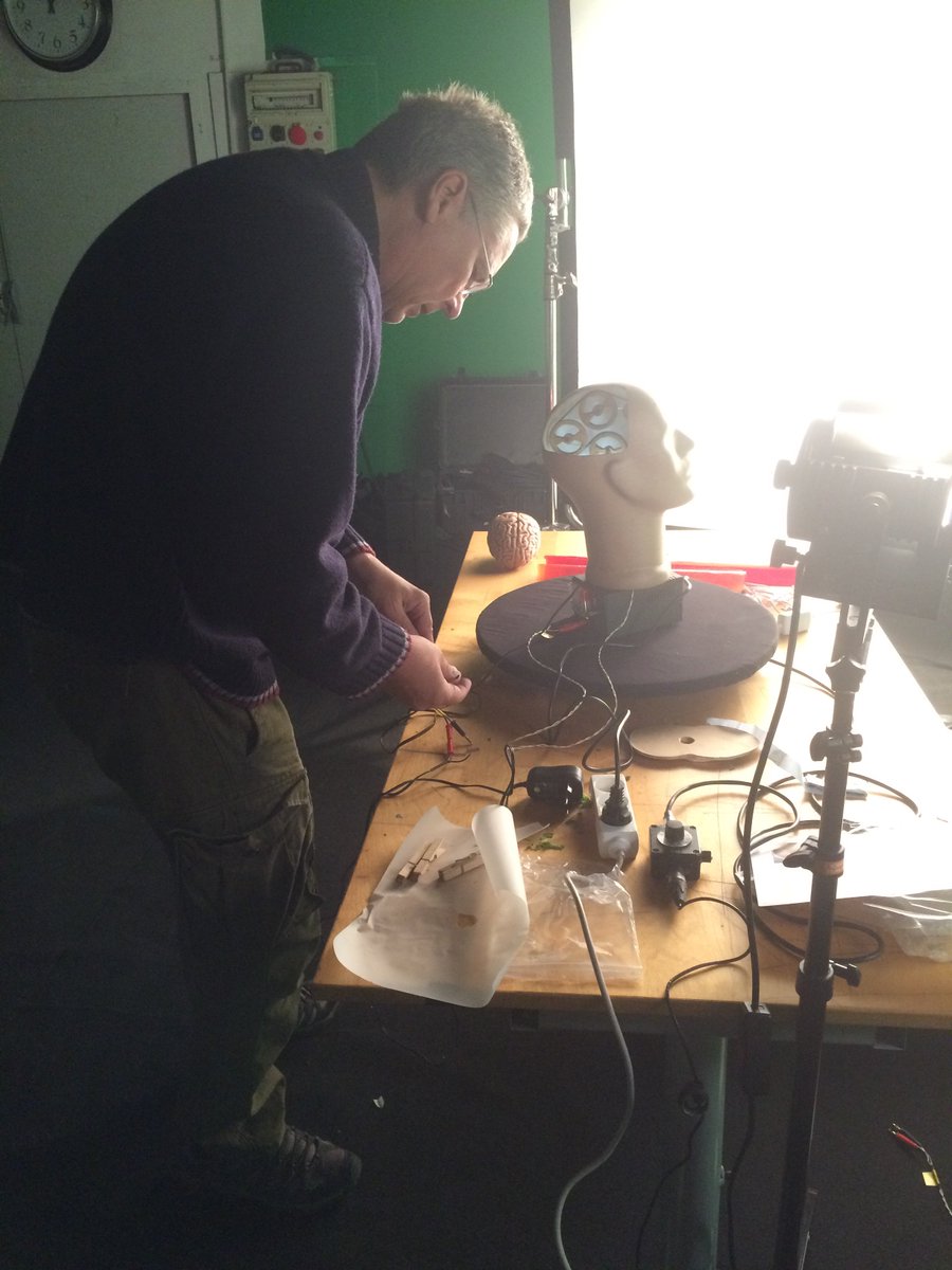 Tournage en studio pour le documentaire "Je me souviens donc je me trompe" réalisé par Raphaël Hitier.