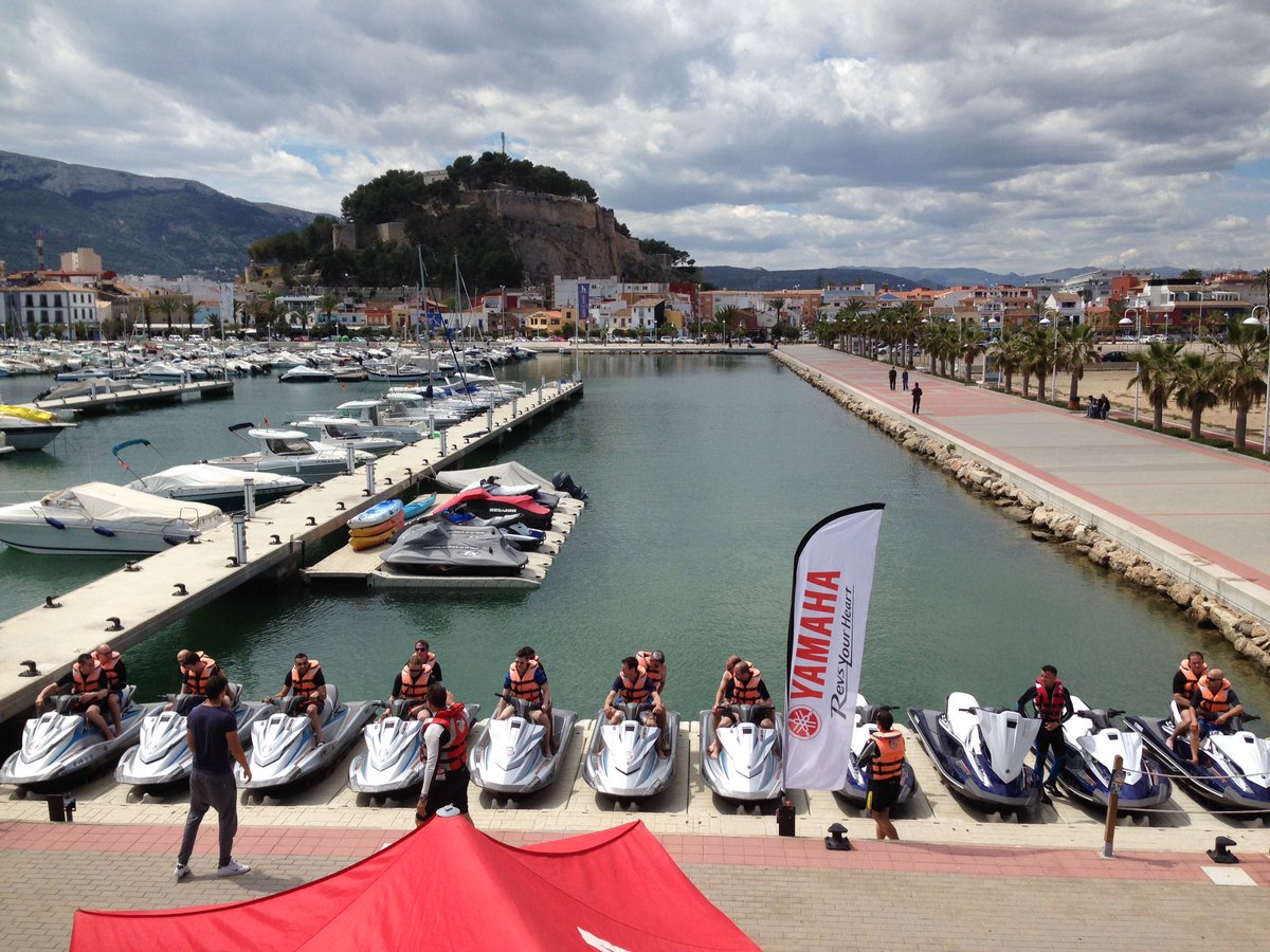 FunAndQuads's tweet image. Estrenando la nueva flota Yamaha VX Deluxe! Te apuntas a la aventura con @FunAndQuads? #adventure #jetski