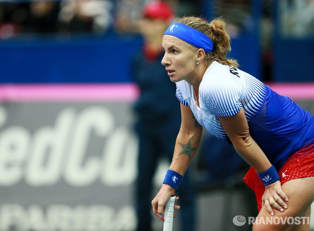 SVETLANA KUZNETSOVA I - Página 14 ChNJjpFU4AAoTtj